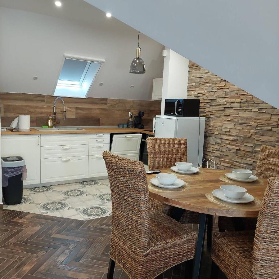 Dr Becsey Luxury Apartman Bekescsaba Zewnętrze zdjęcie