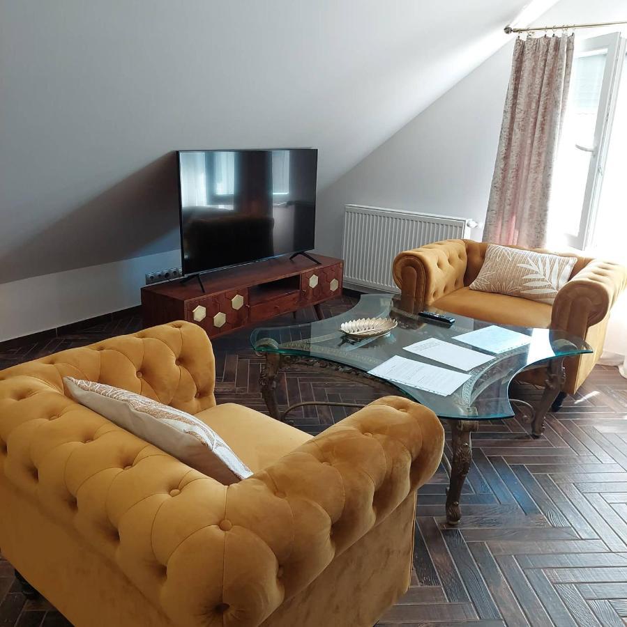 Dr Becsey Luxury Apartman Bekescsaba Zewnętrze zdjęcie